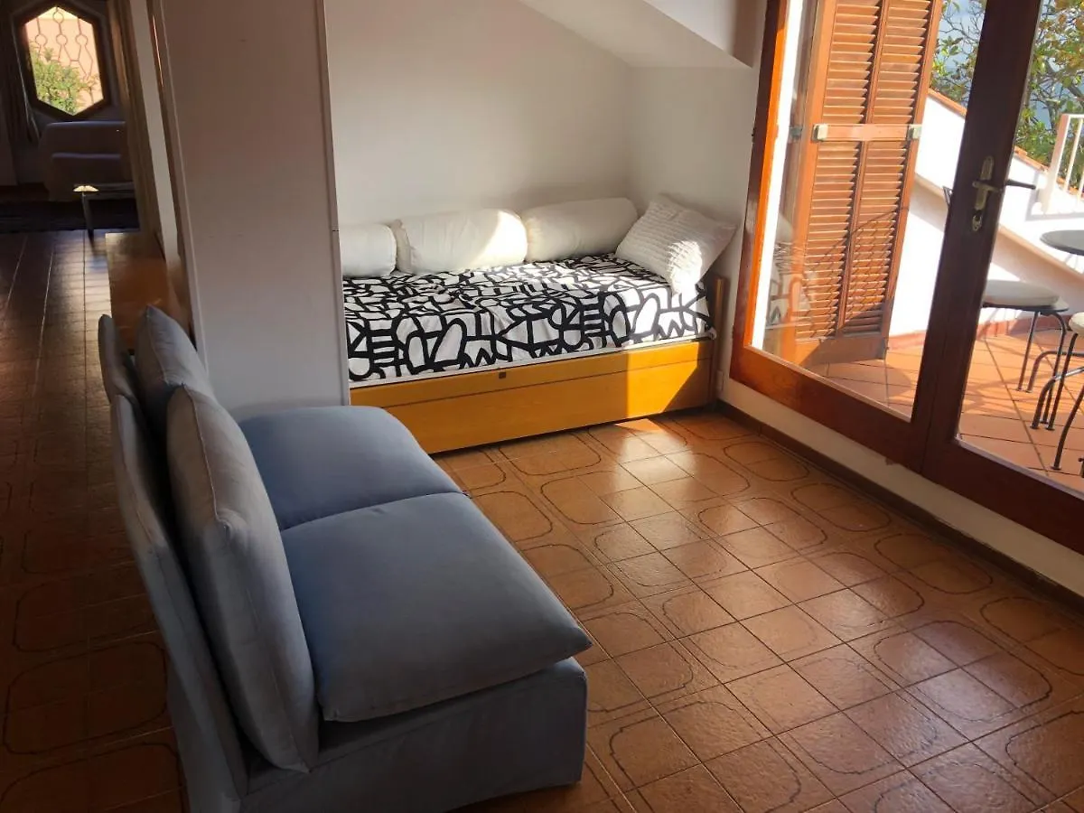 La Casetta di Laura Celle Ligure 0*,