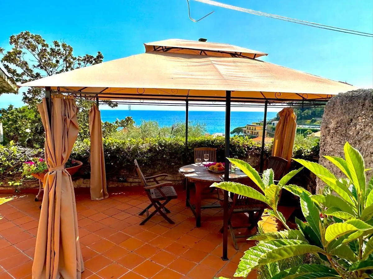 La Casetta di Laura Celle Ligure Casa vacanze